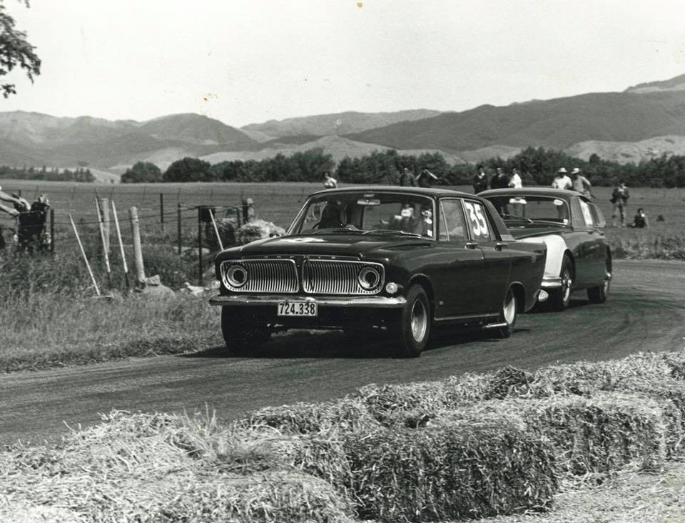 Name:  Motor Racing Renwick #22 1963 Ernie Sprague Zephyr Ray Archibald Jaguar Marlborough CC archives.jpg
Views: 867
Size:  105.8 KB