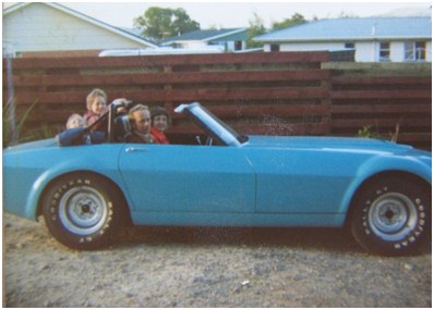 Name:  Jim Bennett Furi Cars #173 Furi 2 with family JB archives  (2).jpg
Views: 1434
Size:  54.3 KB