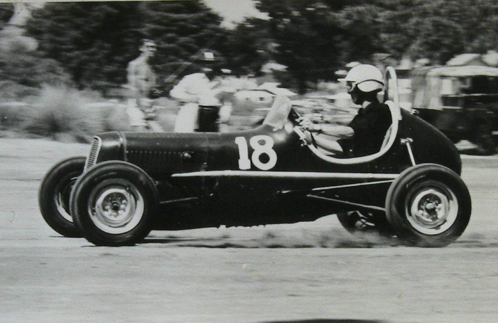 Name:  Jim Bennett Furi Cars #68 Ford 10 Midget 5  Nelson Dec 64 Jim Jim Bennett .jpg
Views: 3127
Size:  137.7 KB