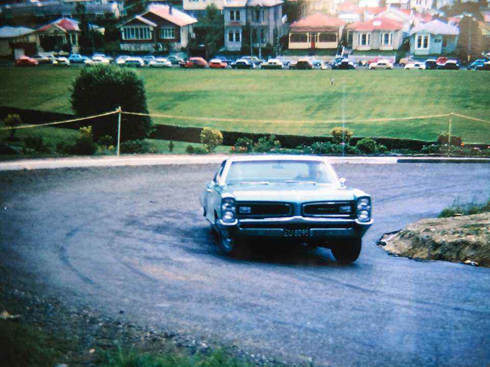 Name:  Pontiac #77 Hill Climb in NZ date unknown - (2).jpg
Views: 3900
Size:  79.4 KB