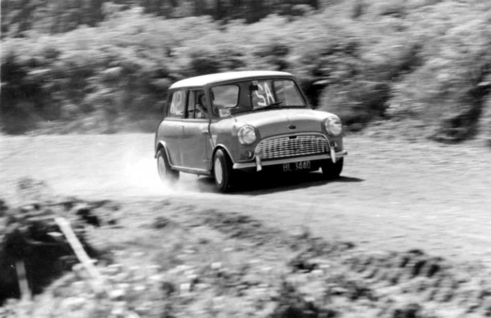 Name:  Cars #391 Austin Mini Barry Moon ACC Hill Climb 1970 Graeme Lindsay .jpg
Views: 1592
Size:  100.3 KB