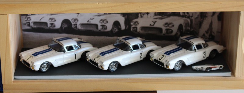 Name:  Models Corvette's dark base IMG_0348_1 (800x307).jpg
Views: 958
Size:  83.0 KB