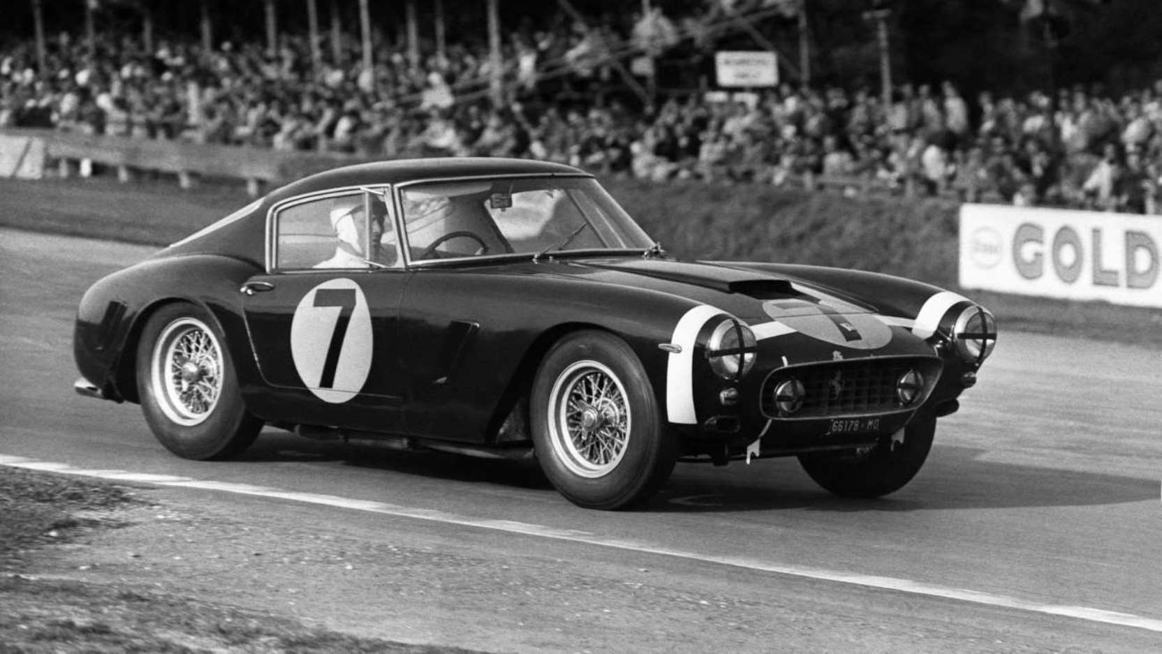 Name:  Stirling_Moss_1961 RAC Tourist Trophy winner_Ferrari 250 GT  SWB.jpg
Views: 585
Size:  131.4 KB