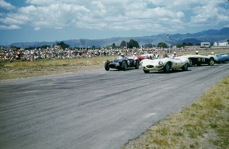 Name:  AH 100S #994 B AHS3908 1959 Jan 17 Levin - Le Mans Start-5Hyslop DType,36LevisRAL, 13Pierce100S,.jpg
Views: 586
Size:  137.9 KB