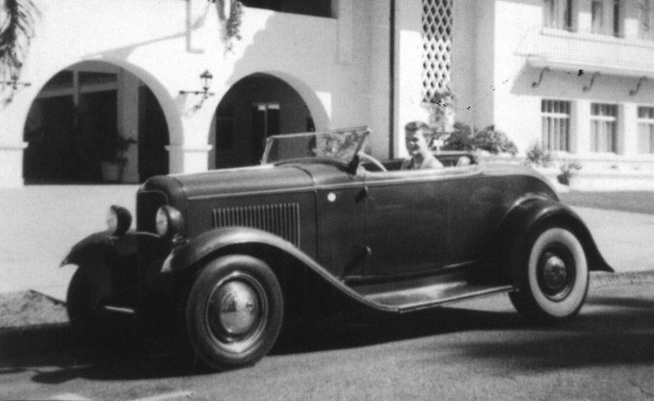 Name:  Willard Partch. 1932 Ford roadster..jpg
Views: 6103
Size:  114.6 KB