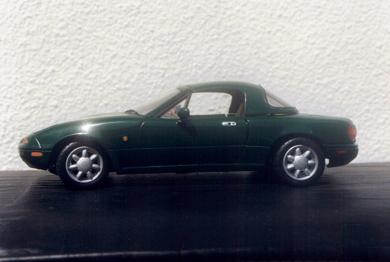 Name:  MX5 #219 1;18 1991 Kyosho V-Special l side Hardtop CCI04042020_0010 (800x537).jpg
Views: 571
Size:  98.8 KB