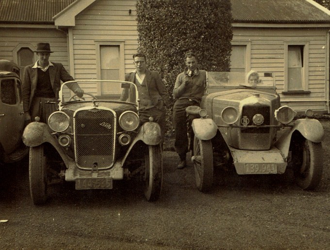 Name:  NSCC #3 Early years  Mud Trial Helensville 1949 Singer & Riley CCI26072016_0002 (680x516).jpg
Views: 740
Size:  131.4 KB