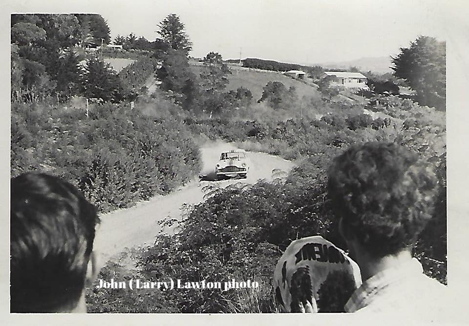 Name:  NSCC 1965 #11 Birdwood Road (Massey) hillclimb 14 Mar 1965 Rod Coppins J L Lawton.jpg
Views: 938
Size:  98.5 KB