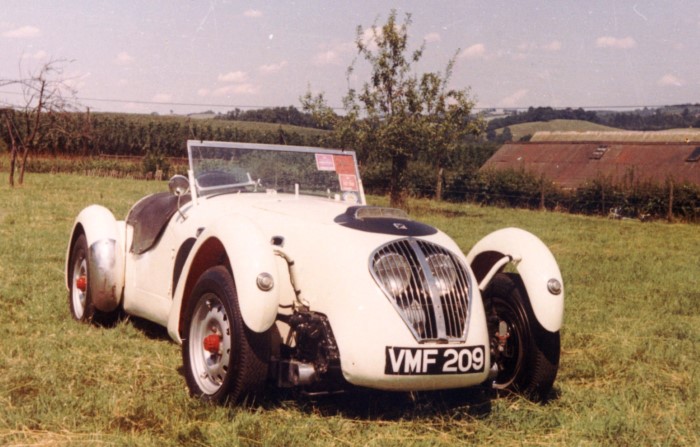 Name:  170_0503_60 Healey.jpg
Views: 660
Size:  95.4 KB