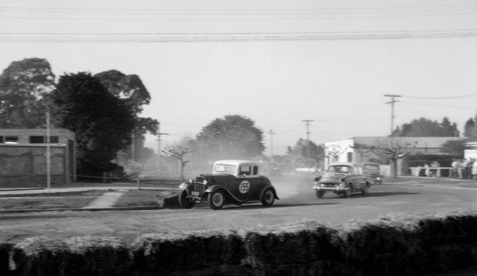 Name:  Motor Racing Matamata #52 1964 Saloons Souness Coupe Hillman Ross Cammick Scott-Given archives .jpg
Views: 1169
Size:  56.2 KB