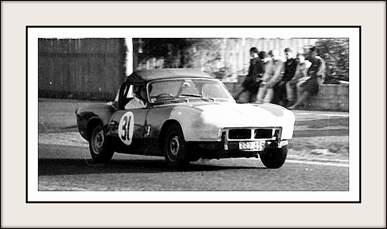 Name:  Motor Racing Matamata #40 1964 31 Kerry Grant Spitfire Bob Homewood.jpg
Views: 540
Size:  88.8 KB