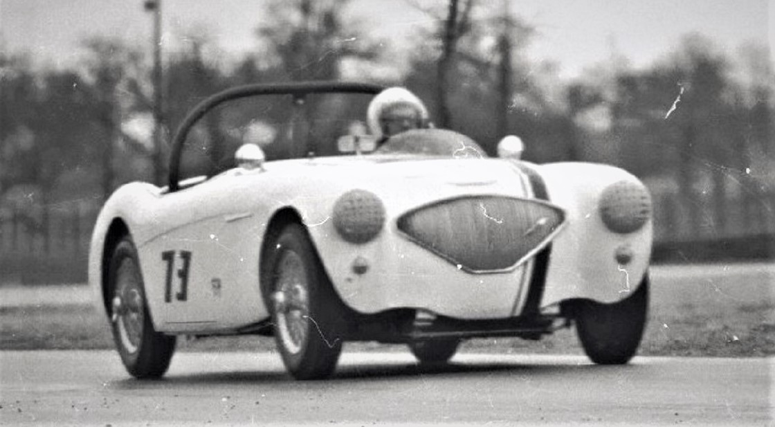 Name:  AH 100 #111 AH race # 73 GVR FEB 1967 Jerry Melton Ken Hyndman archives .jpg
Views: 2503
Size:  142.9 KB