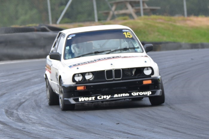 Name:  220_1213_188 BMW E30.JPG
Views: 458
Size:  110.8 KB