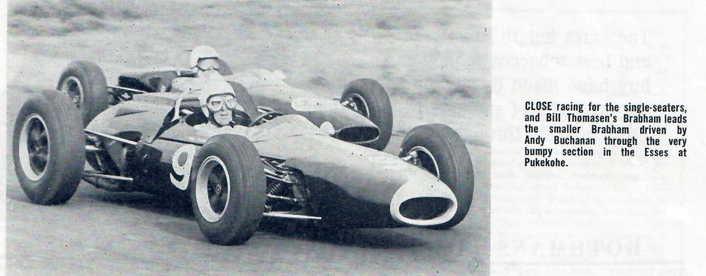 Name:  Pukekohe 1965 #53 Bill Thomasen leads Andy Buchanan Brabhams Graham Woods .jpg
Views: 1363
Size:  104.0 KB
