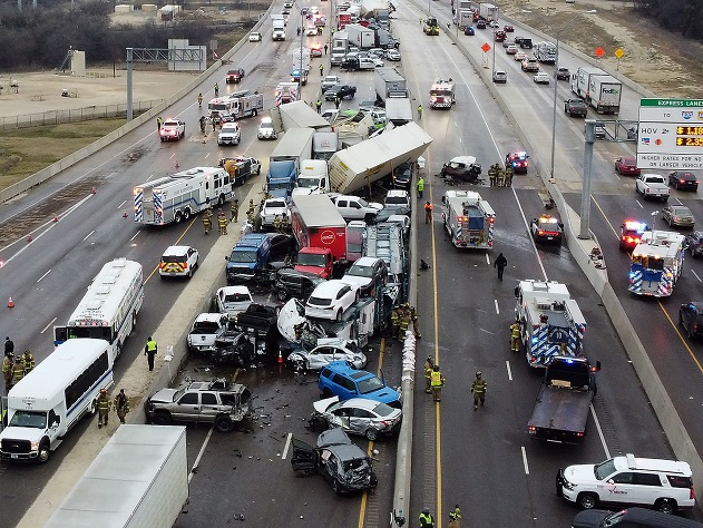 Name:  Texas highway crash.jpg
Views: 699
Size:  181.5 KB