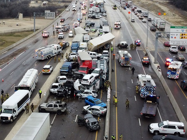 Name:  Texas highway crash.jpg
Views: 964
Size:  181.5 KB