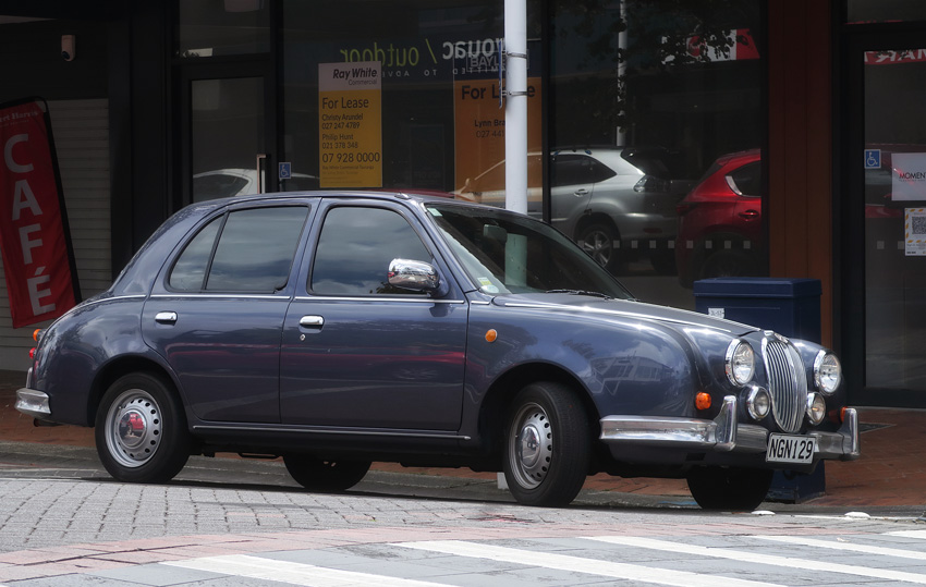 Name:  Viewt #21 Jaguar styled Mitsuoka Viewt version of Nissan March - Micra Nigel Watts .jpg
Views: 1634
Size:  164.3 KB