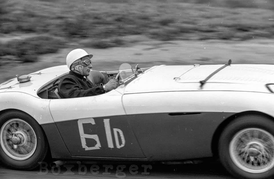 Name:  AH 100S #133 Stirling Moss at Torrey Pines 1956 Box Boxberger Paul O'Neil arch .jpg
Views: 370
Size:  48.9 KB