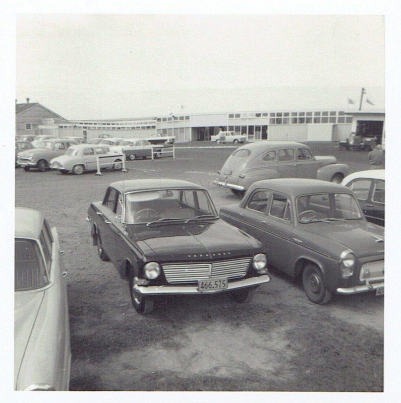 Name:  Cars by Roger Dowding #6, Vauxhall and Ford 1963 Whenuapai airport , CCI04022016_0003 (2) (795x8.jpg
Views: 2107
Size:  141.7 KB