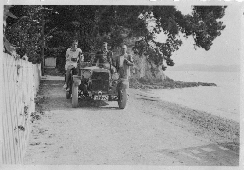 Name:  Family #243 Fiat 509 Ted Ed and Mate Northland 217.224 plate 10-2 copy E Dowding (800x558) (2).jpg
Views: 1624
Size:  140.6 KB