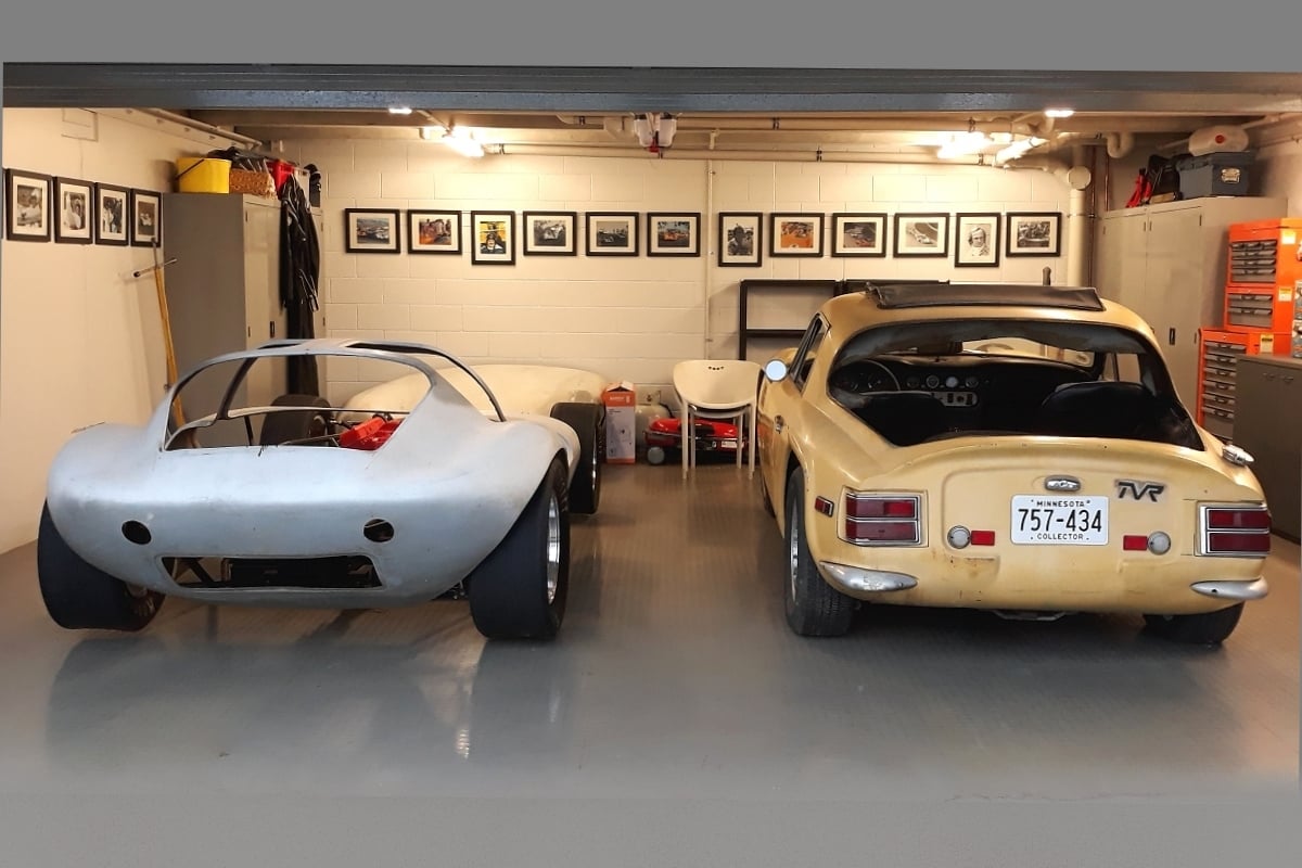 Name:  Cars #1116 John Bennoch Cheetah replica and TVR garage Hampton Downs J Bennoch .jpg
Views: 375
Size:  110.9 KB