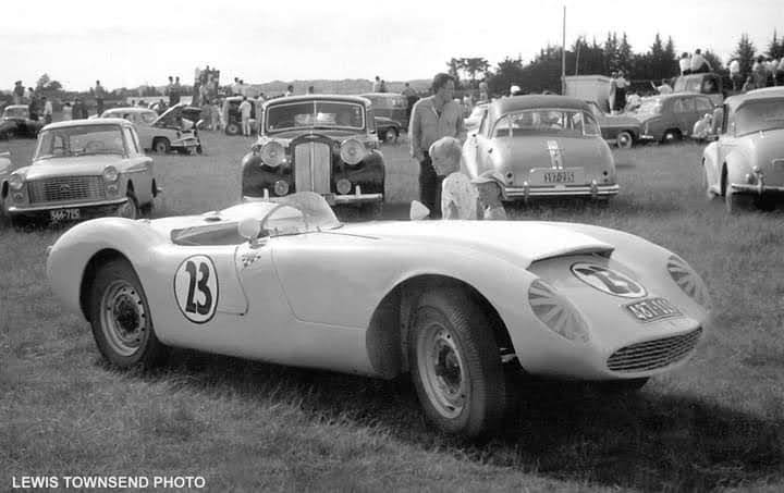 Name:  Bucklers in NZ #027 Buckler Vic Simkin 1960 Levin #23 Lewis Townsend .jpg
Views: 740
Size:  46.8 KB