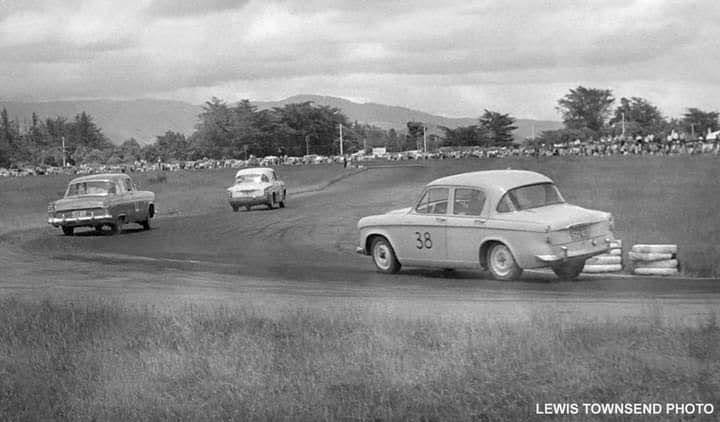 Name:  Levin 1960 #125 1960 Humber Zephyr Humber #38 1956 - 61 plates RC Lewis Townsend (2).jpg
Views: 525
Size:  43.2 KB