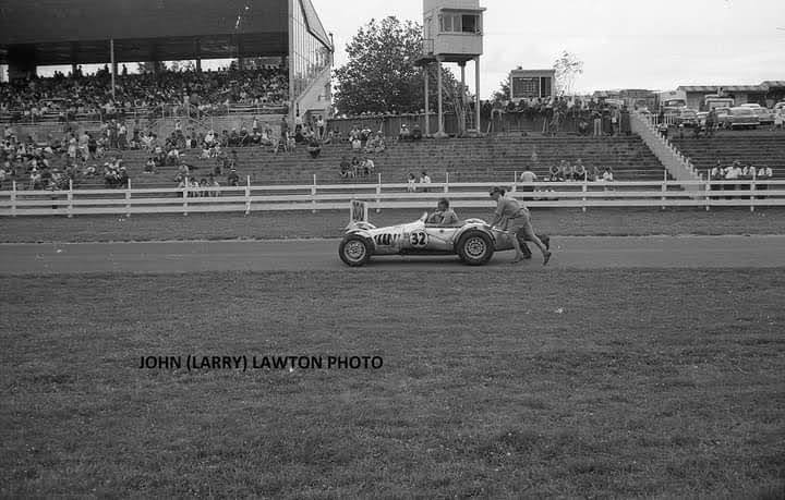 Name:  Pukekohe 1965 #108 NZIGP Sports car race pushing the Lycoming wrong way John Larry Lawton.jpg
Views: 586
Size:  57.5 KB