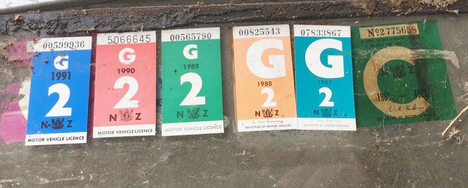Name:  NZ Number Plates #724 1986 87 88 89 90 91 Registration Stickers G 1986 Green C 1987 on G Mark Da.jpg
Views: 807
Size:  116.7 KB
