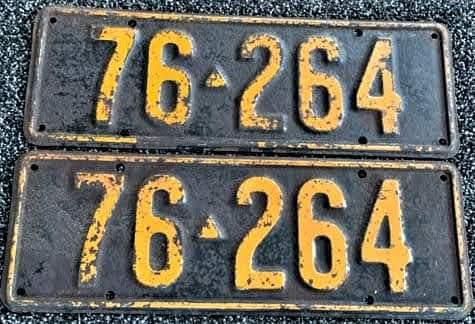 Name:  NZ Number Plates #531 1931 - 1932 issue 166.604 Ornage on Black Triangle symbol Trade Me L Redwo.jpg
Views: 1006
Size:  49.2 KB