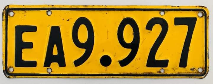 Name:  NZ Number Plates #562 1961 - 1965 EA9.927 Heavy Vehicle Black on Yellow Dot symbol Fb Lew Redwoo.jpg
Views: 723
Size:  35.0 KB