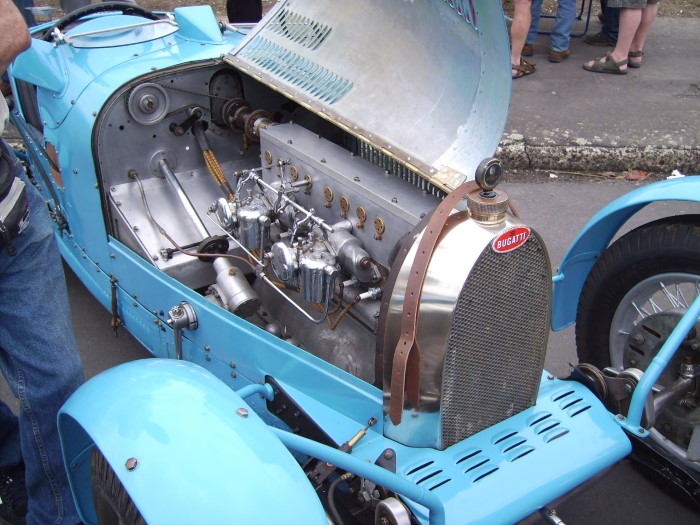 Name:  207_1124_17 Bugatti.JPG
Views: 290
Size:  134.5 KB