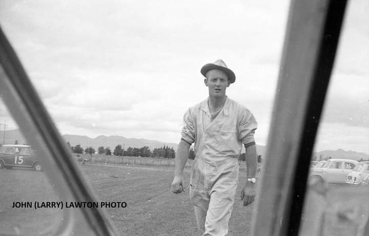 Name:  Motor Racing Kerepehi #022 TVCC 1967 Feb Doug Bremner w cars in background John Larry Lawton .jpg
Views: 550
Size:  29.9 KB