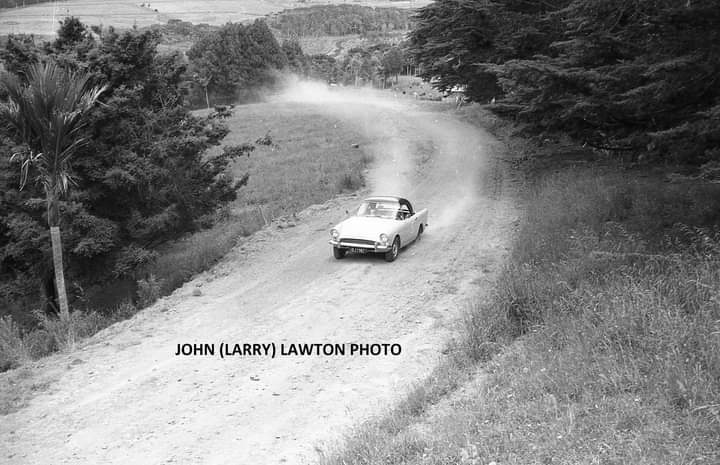 Name:  NSCC 1965 #060 Wharepapa Hill Climb L Spitz Sunbeam Alpine John Larry Lawton (2).jpg
Views: 398
Size:  58.7 KB