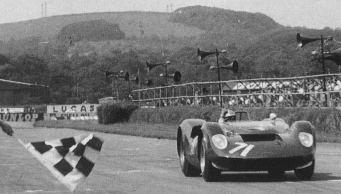 Name:  Goodwood. John Coundley. June 1965..jpg
Views: 481
Size:  122.0 KB