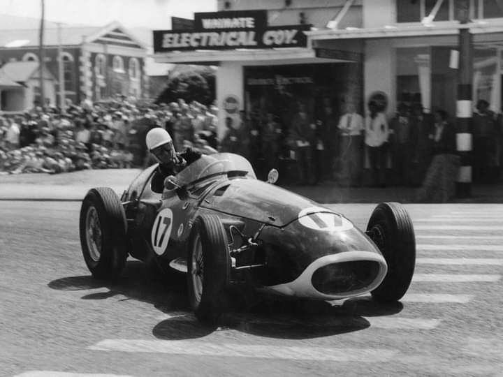 Name:  Waimate 1960 #020 Waimate 1960 Johny Mansel Tec Mec - Maserati #17 Graham Woods (2).jpg
Views: 427
Size:  45.4 KB