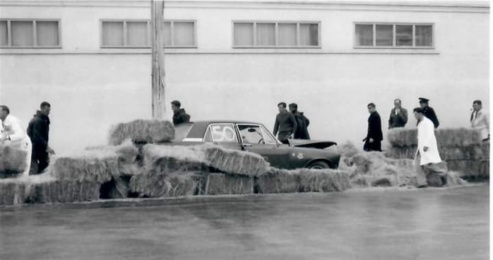 Name:  Waimate 1964 #0401 Waimate 1964 Saloon Race #8 E Sprague in bales 1 Graham Woods.jpg
Views: 501
Size:  30.6 KB