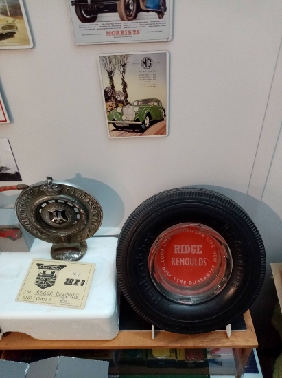 Name:  Vintage #147 Tyre Ashtray Reidrubber Ridge Remoulds 1920's AA Badge NZ R Dowding (411x550) (2).jpg
Views: 265
Size:  178.0 KB