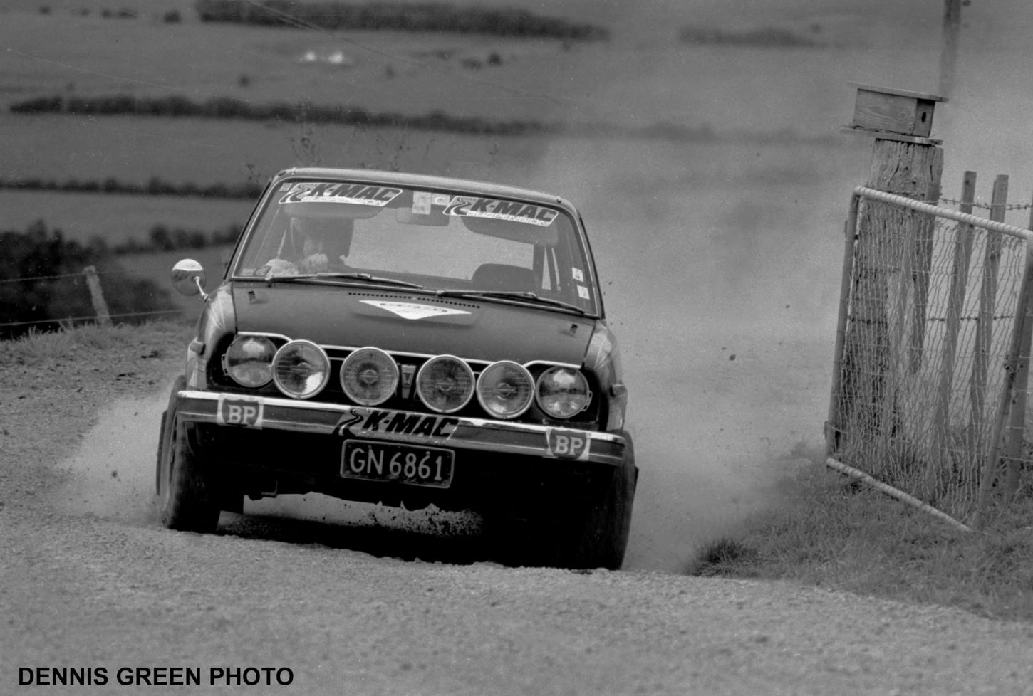 Name:  NSCC 1976 #0181 B Cosseys Hill Climb 1976 Honda Civic EB Reg GN6861 173 kb arch R Cammick ph Den.jpg
Views: 345
Size:  173.0 KB