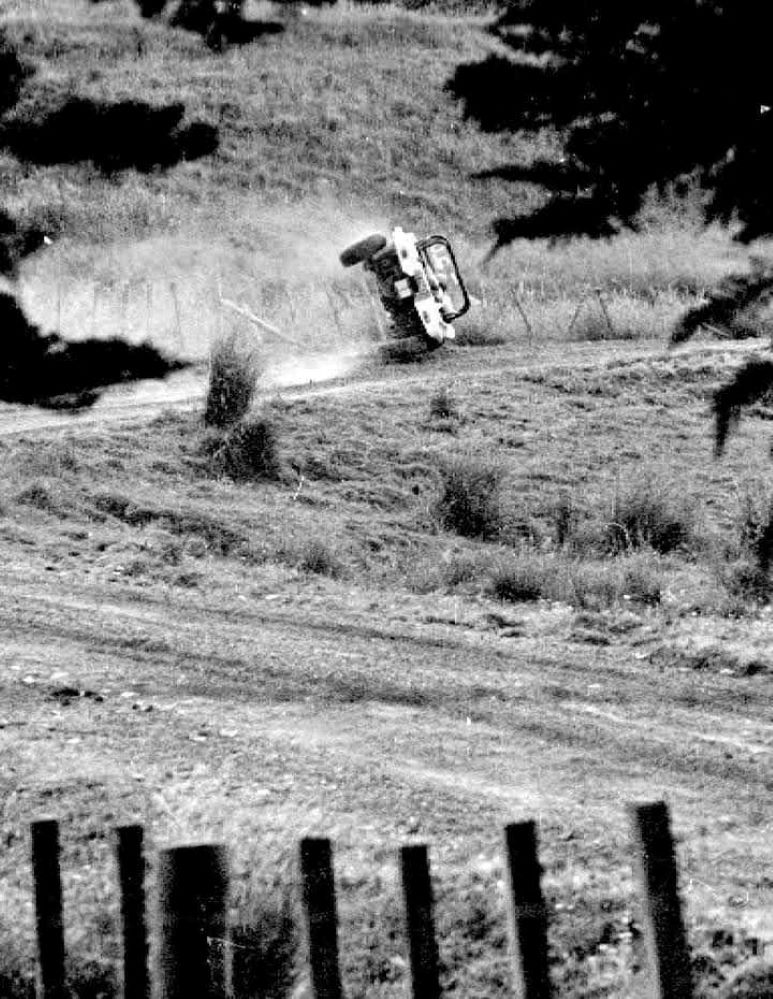 Name:  NSCC 1972 #0183 B Cosseys Hill Climb Buggy rolls Paul Swan Q 164 kb Rex Rattenbury .jpg
Views: 145
Size:  164.0 KB