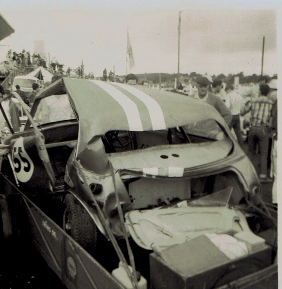 Name:  Mini #058 Minisprint Pukekohe GP 1968 crash Tony Gilbertson - Roger Dowsding .jpg
Views: 283
Size:  168.7 KB