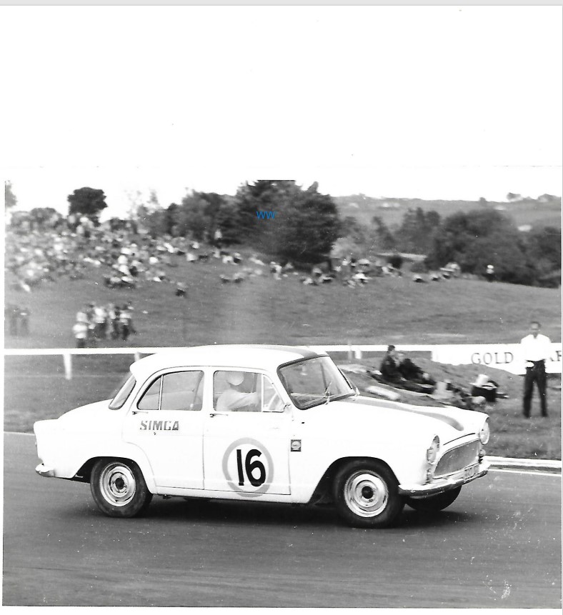 Name:  Pukekohe 1963 #116 Simca Aronde #16 Wills Six Hour Race Oct 1963 John Windelburn Vic Simpkin sml.jpg
Views: 122
Size:  113.1 KB