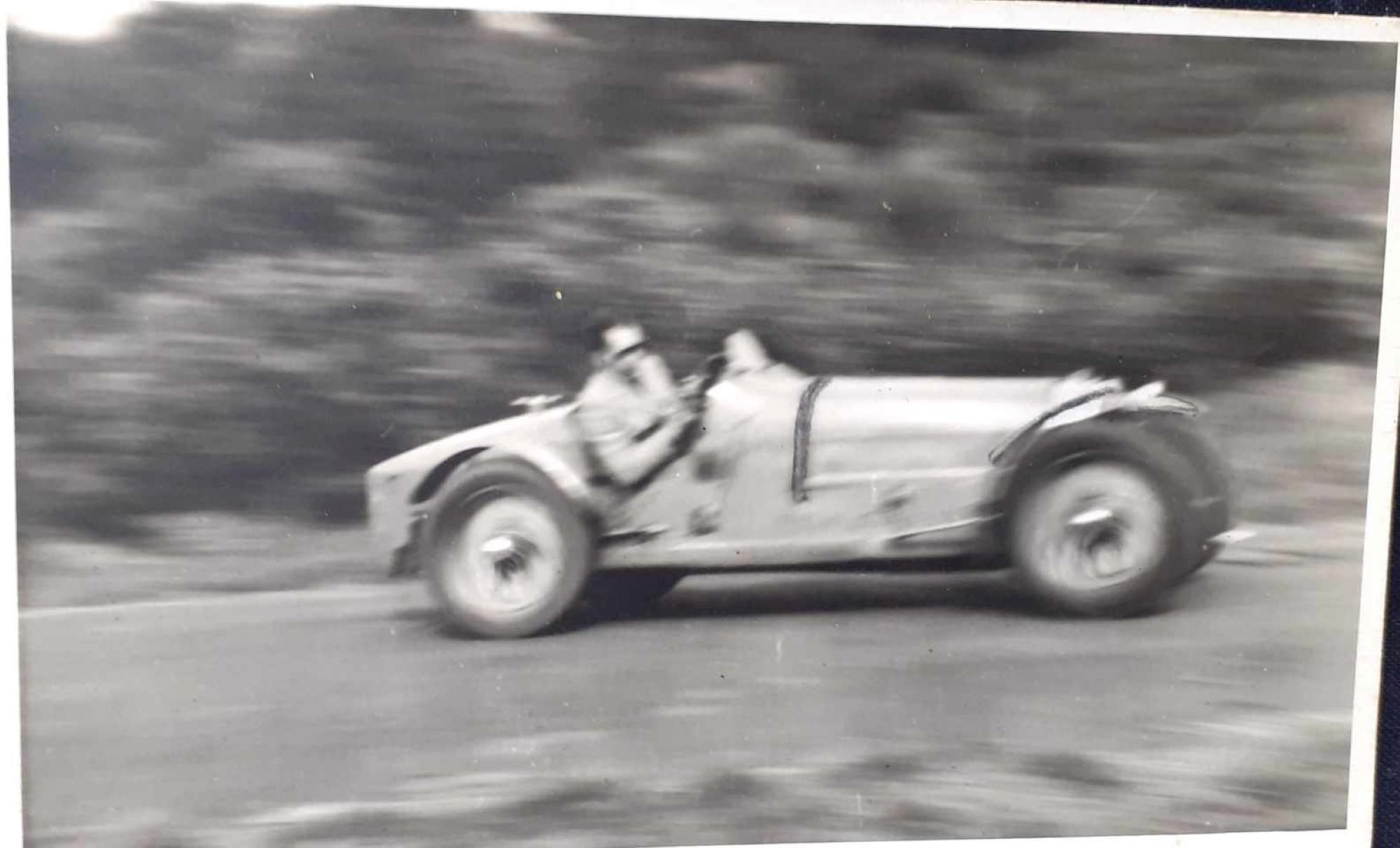 Name:  NSCC 1950 #0116 Bugatti T35 at speed - light colour 1950's - image Graeme Wells arch Anthony Wel.jpg
Views: 423
Size:  158.1 KB