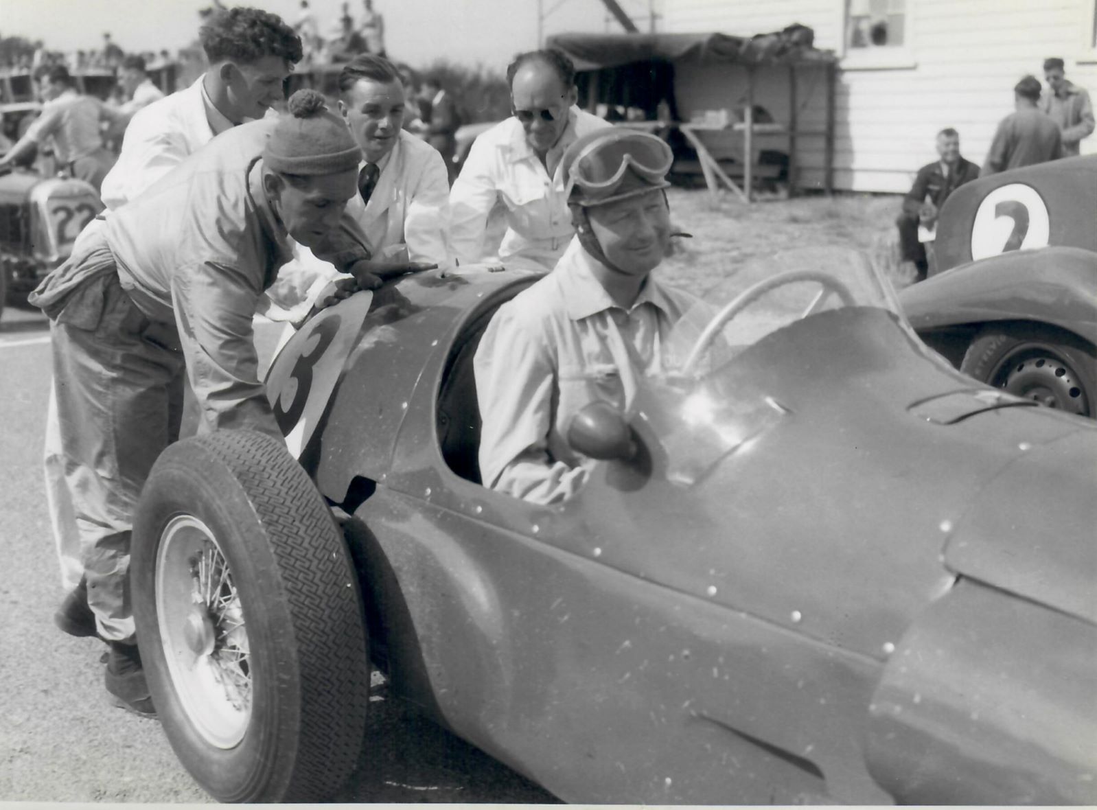 Name:  Ryal Bush 1956 #049 Ryal Bush 1956 Peter Whitehead Ferrari in pits 172 kb -arch  Graham Woods jp.jpg
Views: 341
Size:  172.4 KB