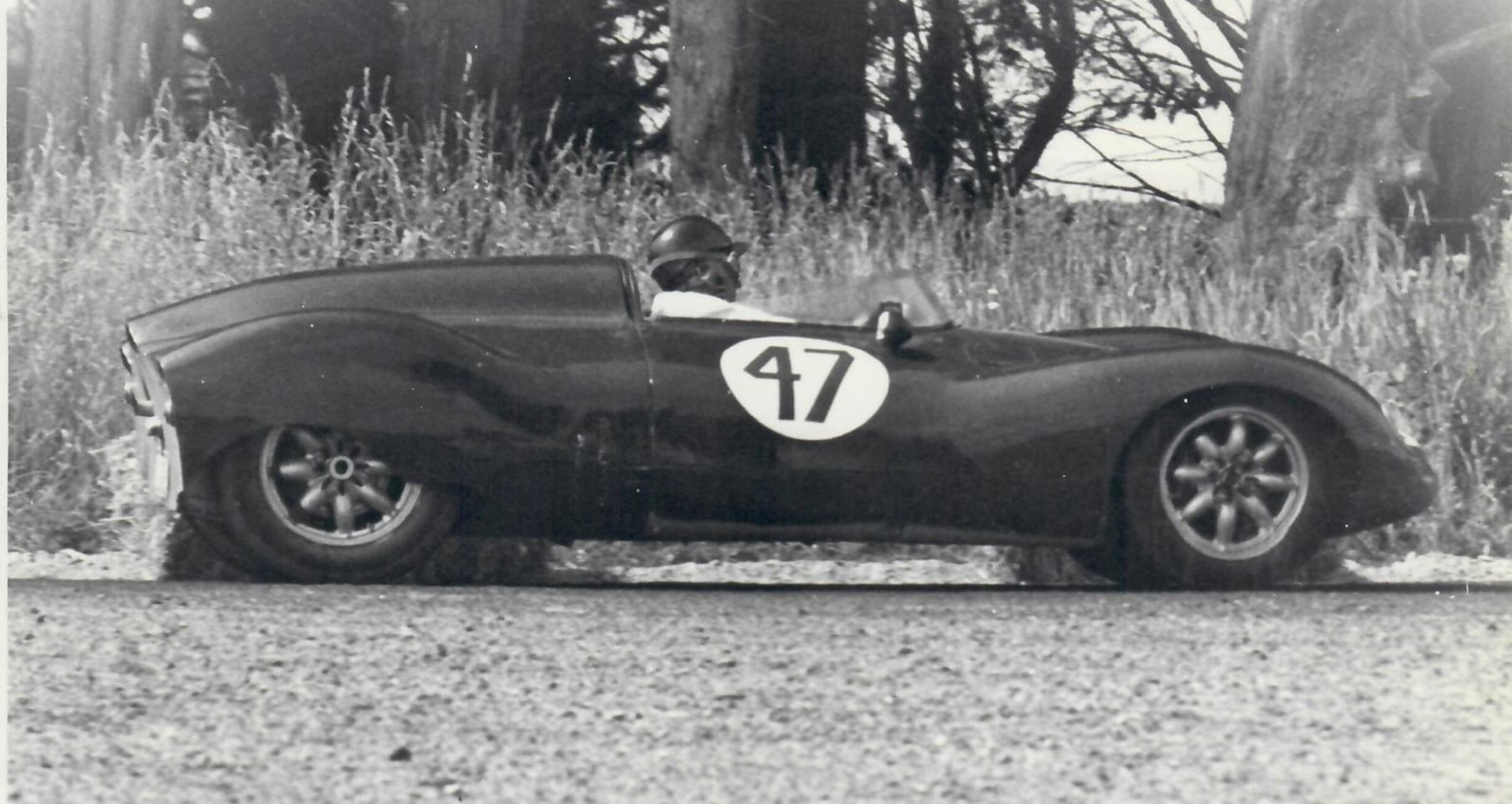 Name:  Ryal Bush 1957 #048 1957. February, Ryal Bush, Jack Brabham. Cooper Climax Bobtail #47 173 kb . .jpg
Views: 169
Size:  173.3 KB