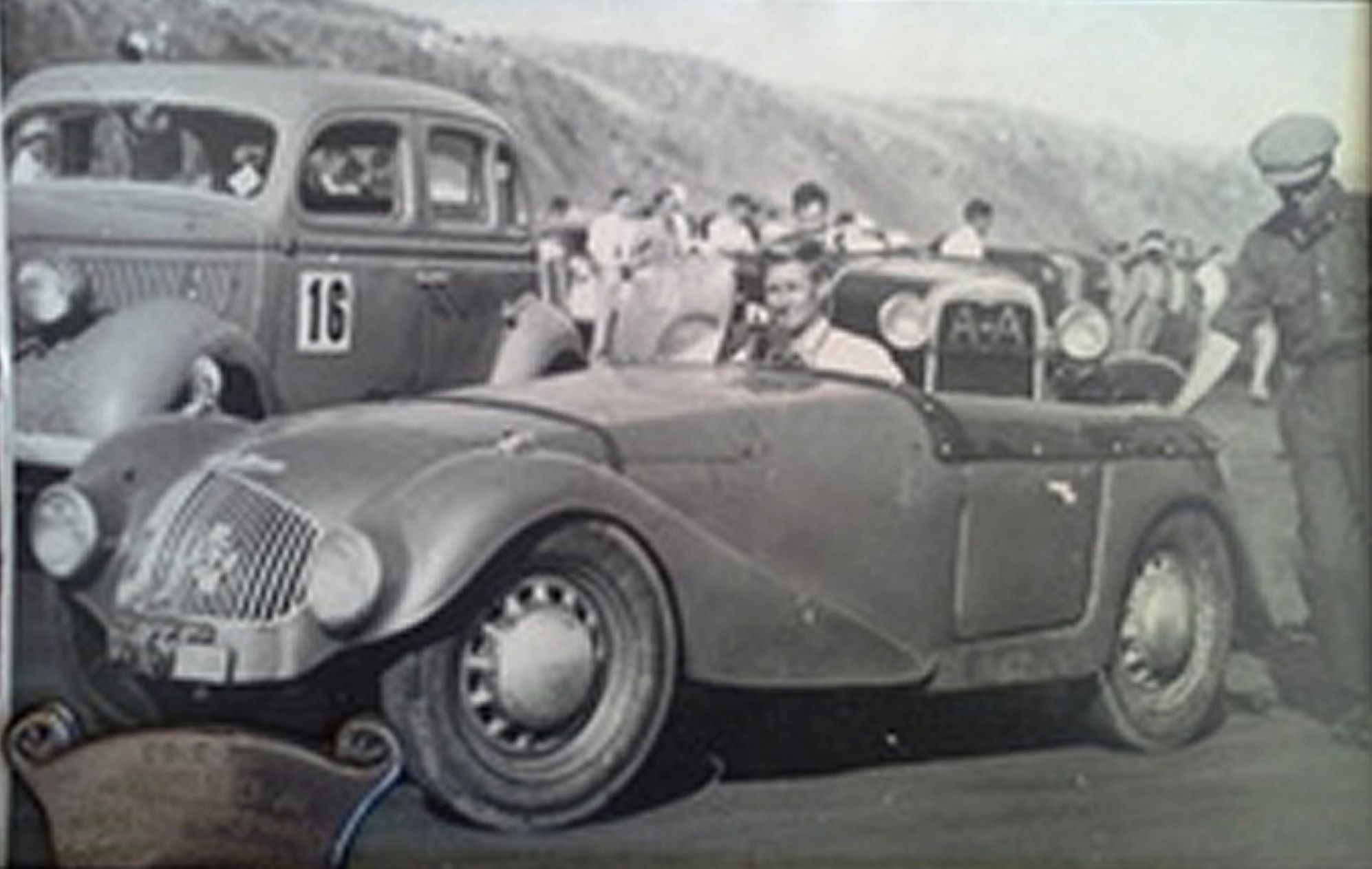 Name:  Muriwai 1948 #048 GBS Gordon Brown Special - Muriwai Beach races 1947-48 arch G Brown.jpg
Views: 188
Size:  165.0 KB