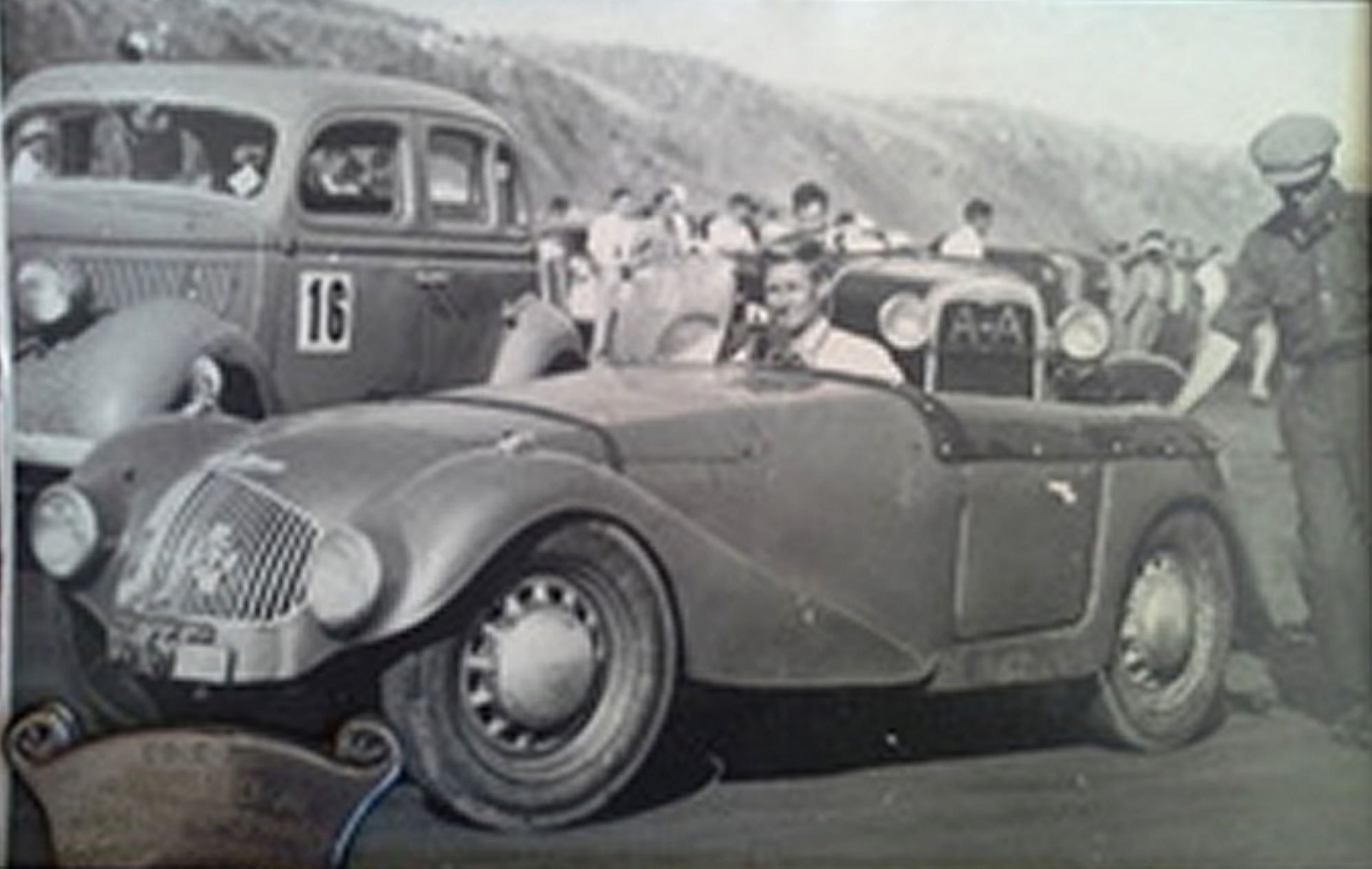 Name:  Muriwai 1948 #048 GBS Gordon Brown Special - Muriwai Beach races 1947-48 arch G Brown.jpg
Views: 245
Size:  165.0 KB