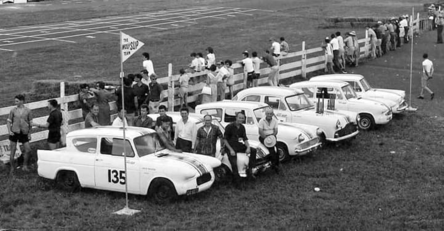 Name:  Ford #143 B Anglia #135 Anglia Zephyr Corvette Anglia group Pukekohe Track Team Molyslip 172 kb .jpg
Views: 225
Size:  172.6 KB