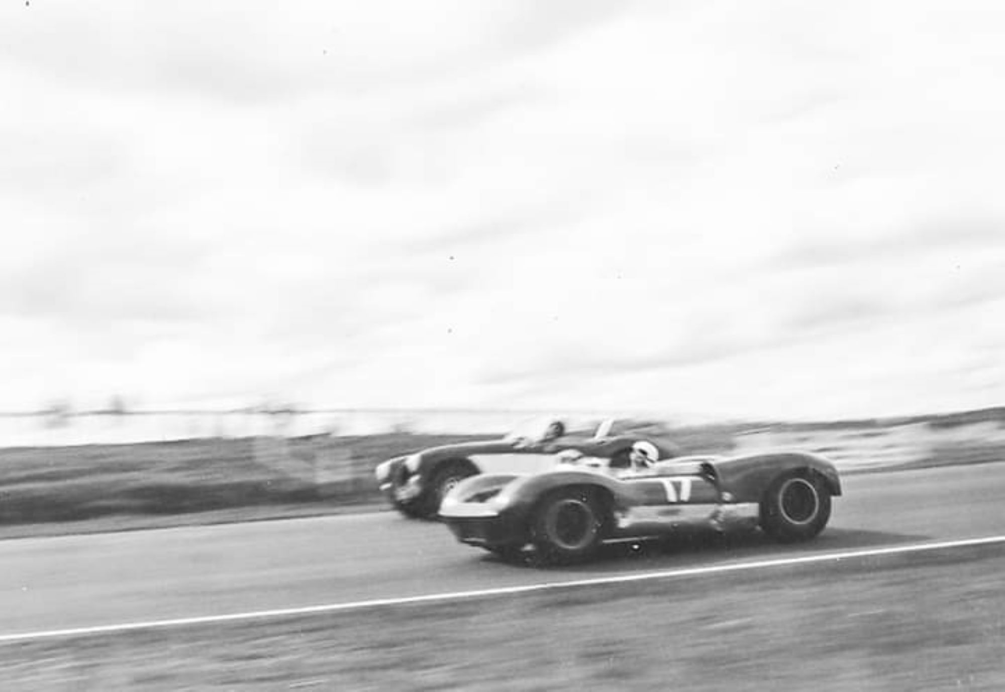 Name:  Pukekohe 1965 #075 John-ny Riley Lotus Olds Gary Reed AH 100 Pukekohe 1965 -66 season 121 kb arc.jpg
Views: 163
Size:  121.6 KB