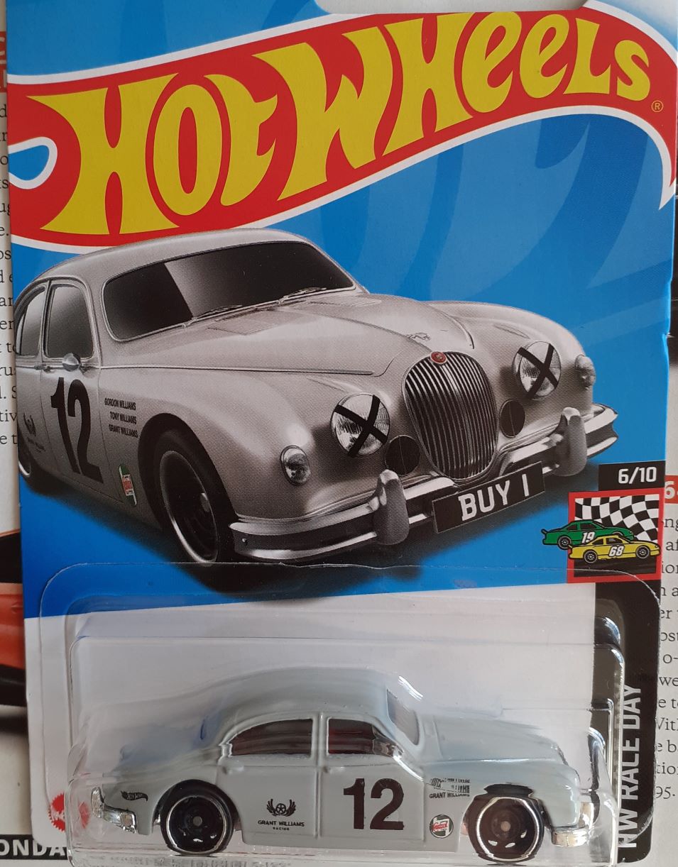 Name:  Jaguar #113 Coombs Jaguar Mk1 1959 model 3.4 litre ex John Coombs - Grant Williams Hotwheels 172.jpg
Views: 170
Size:  172.5 KB